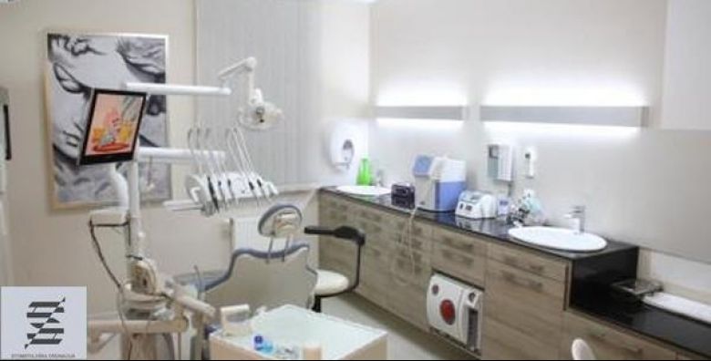 Privatna dentalna ordinacija Željka Stolar dr.dent.med.