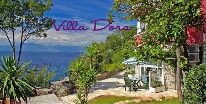 Villa Dora***